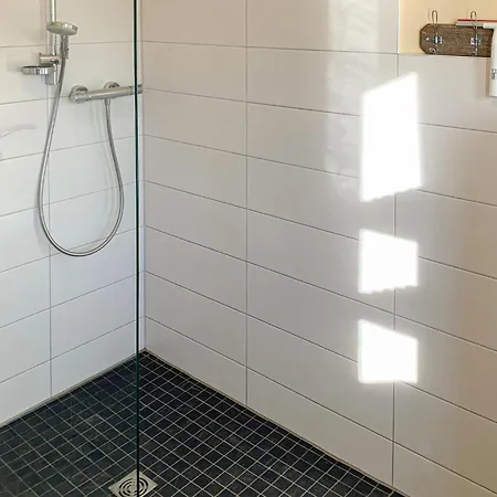 4 Bedroom Lovely Home In Boiensdorf *