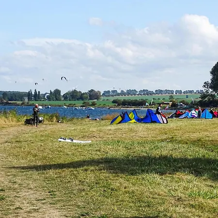 Casa de Férias 4 Bedroom Lovely Home In Boiensdorf *