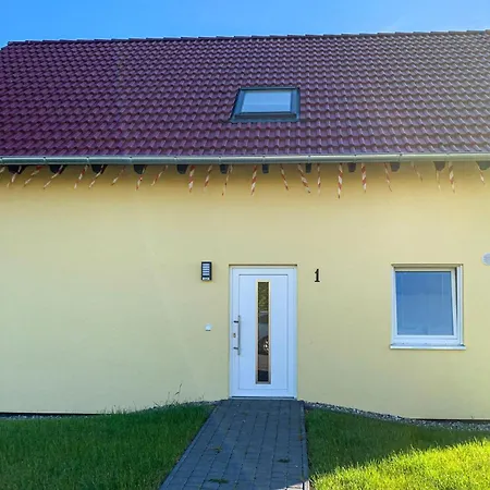Dom wakacyjny 4 Bedroom Cozy Home In Boiensdorf Boiensdorf